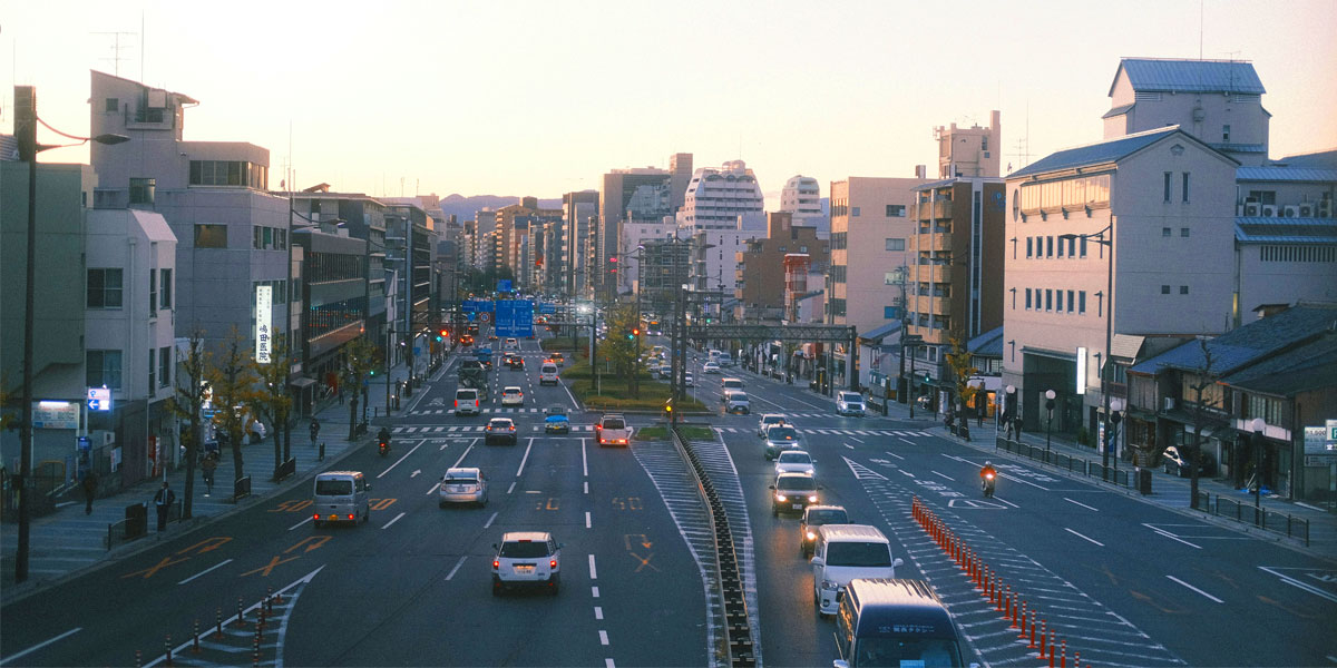 교토-시내-도로
