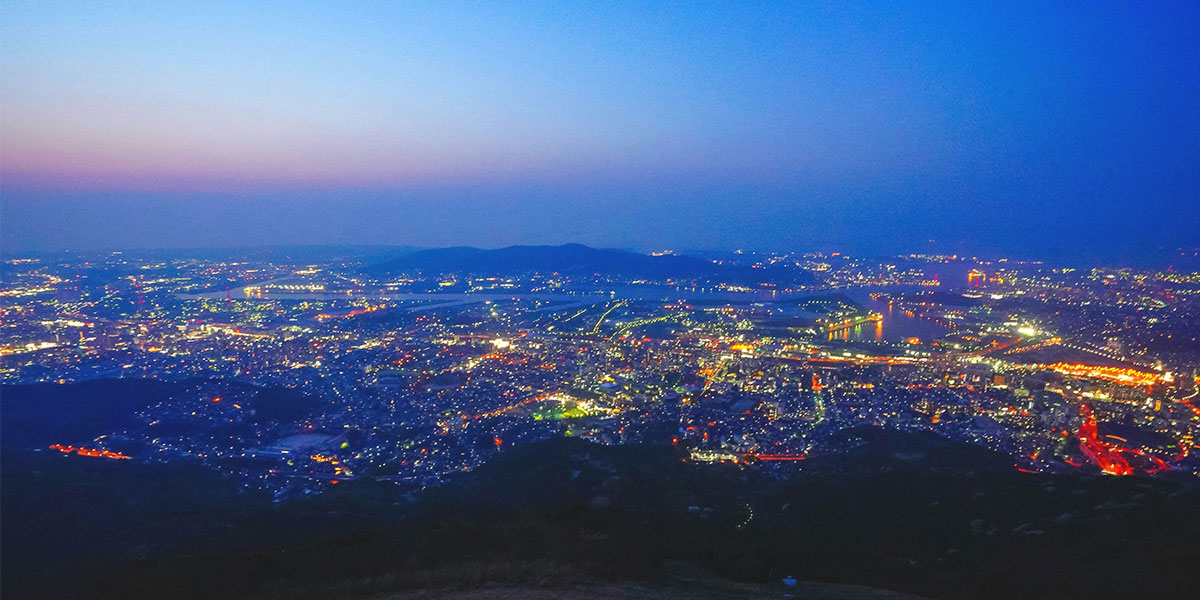 기타큐슈-사라쿠라산-전망대-야경