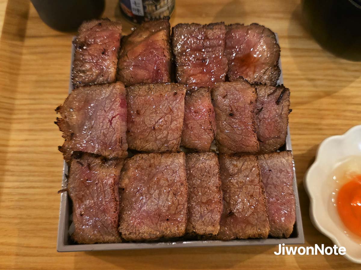 교토-우지-니쿠가-우마이-미세-푸드파크-와규-덮밥-지원노트