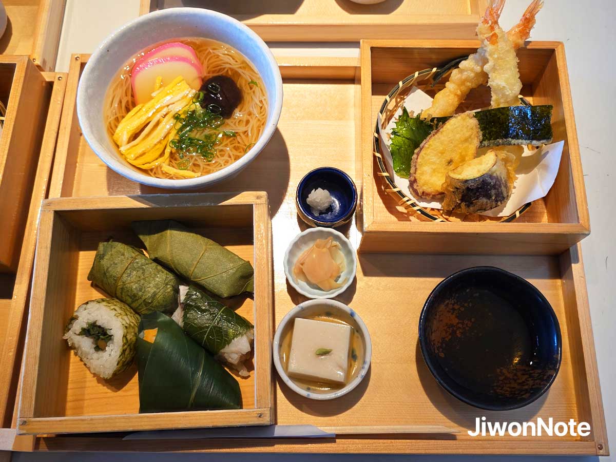 나라-이자사-도다이지몬젠-유메카제히로바점-음식-지원노트