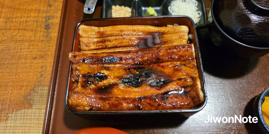 도쿄-타마이-니혼바시-본점의-아나고-하코메시-지원노트