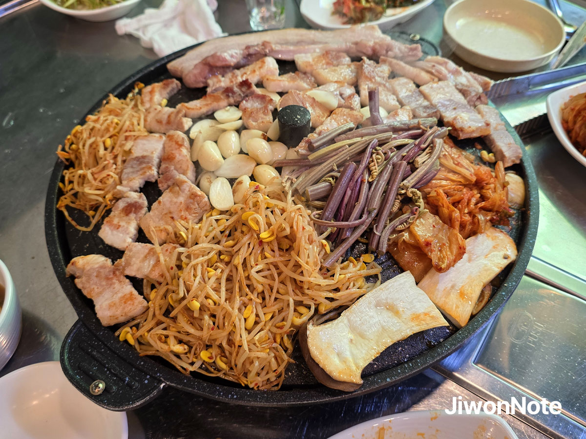 안산-사동-황금솥뚜껑삼겹살-지원노트