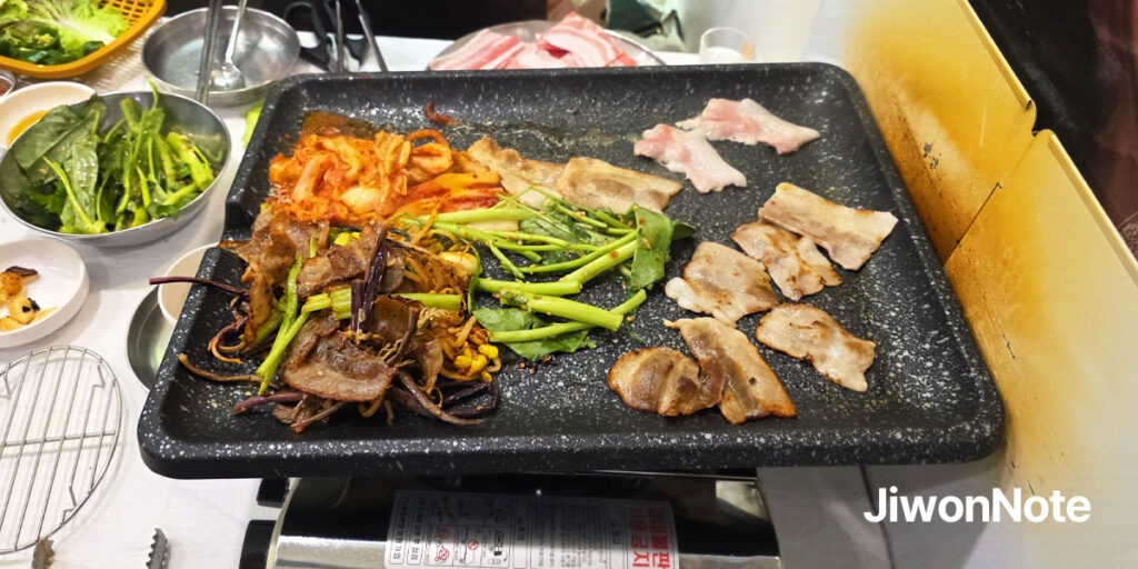 안산-사동냉삼집-냉동-삼겹살-지원노트